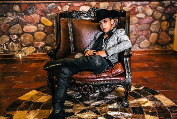 Christian Nodal 2