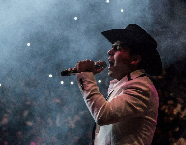 Christian Nodal 4