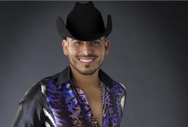 ESPINOZA PAZ ESTRENA NUEVO SENCILLO “HOMBRE”