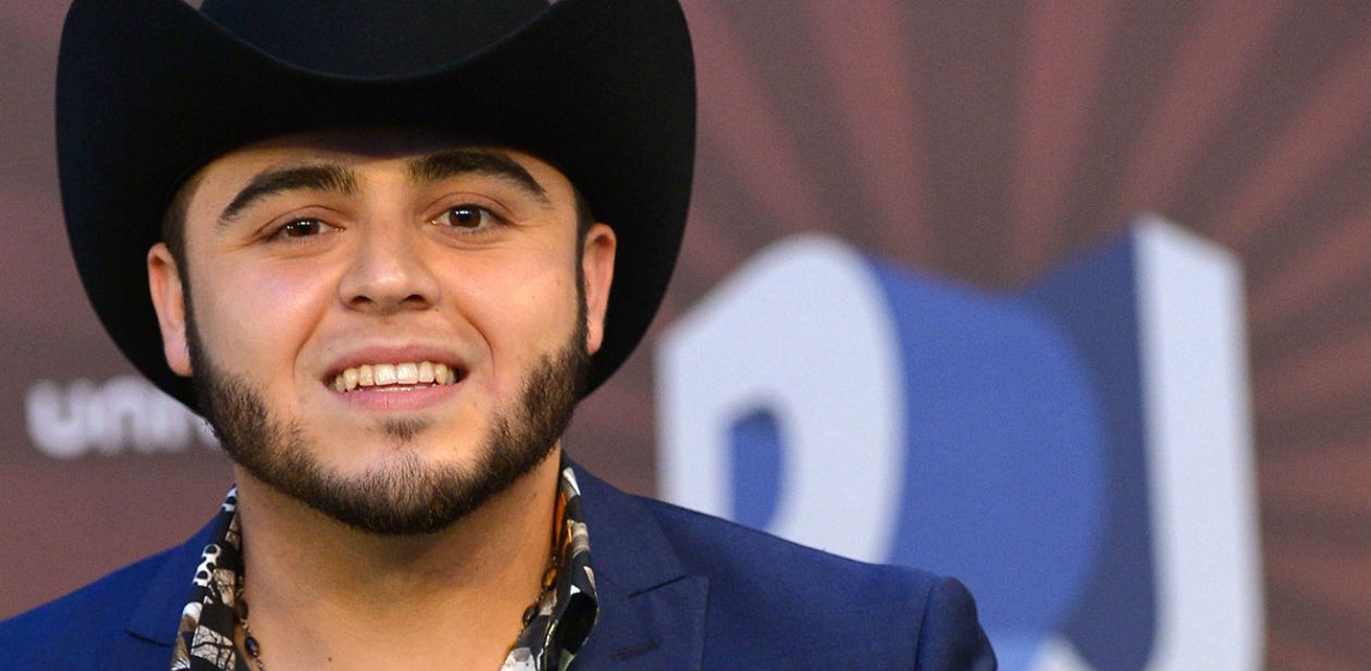 Gerardo Ortiz se presentó a declarar en Guadalajara