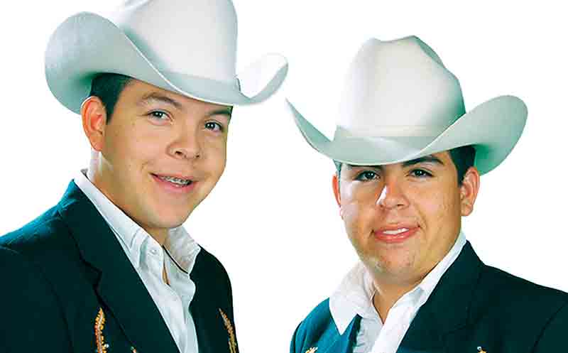 Los Hermanos Vega Jr., ¿así o más sensuales?