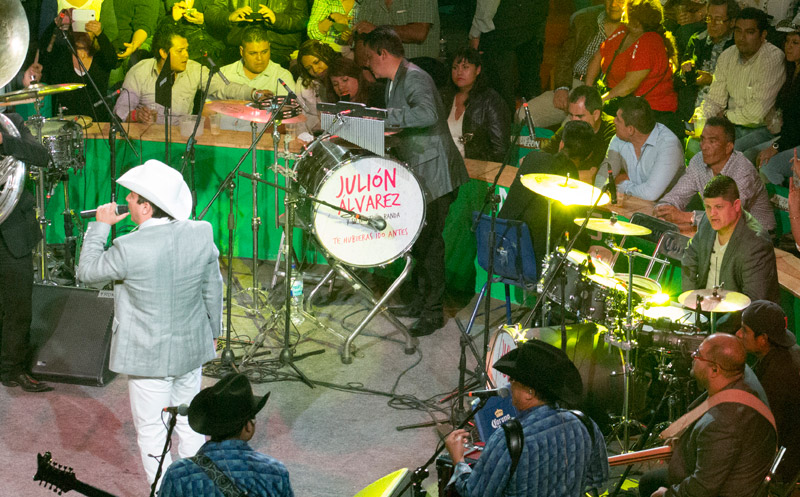 Julión en concierto