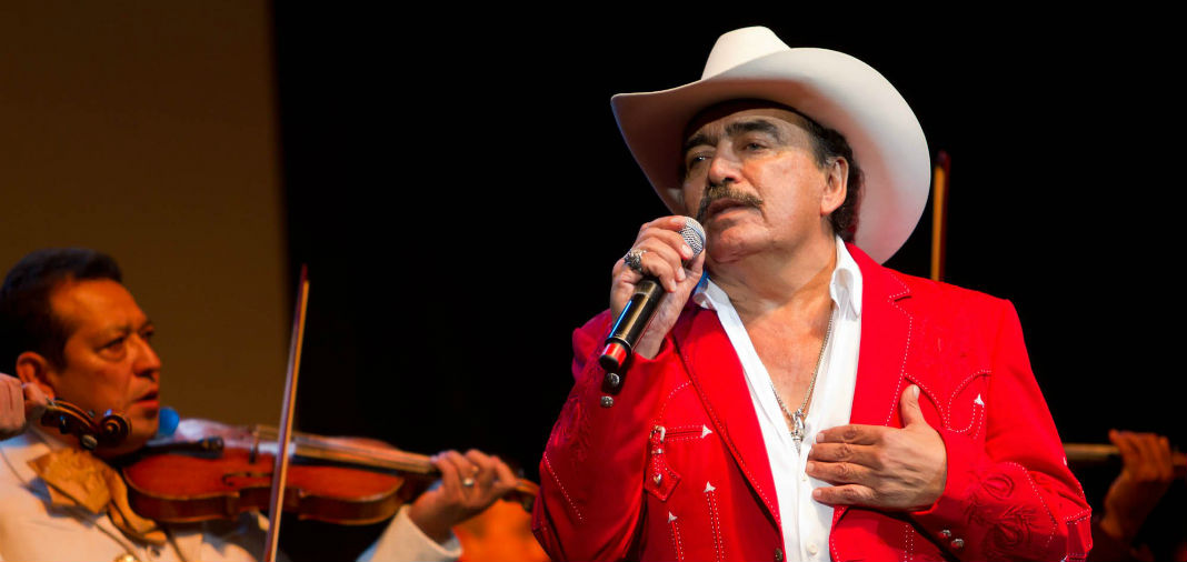 Joan Sebastian salió del hospital