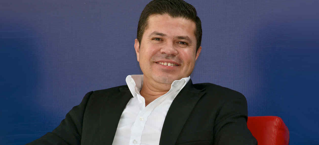 Tal parece que La Arrolladora ya se olvidó de Jorge Medina