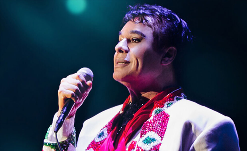 Juan Gabriel tiene su escultura en Acapulco