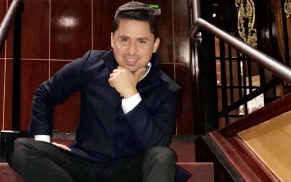 LARRY HERNÁNDEZ ENVÍA EMOTIVO MENSAJE TRAS TERRIBLE ACCIDENTE