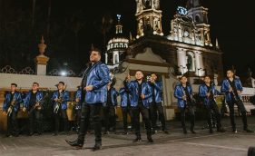 LA BANDONONONA ENTRA A LA RADIO CON “LA MANO EN LA BIBLIA”