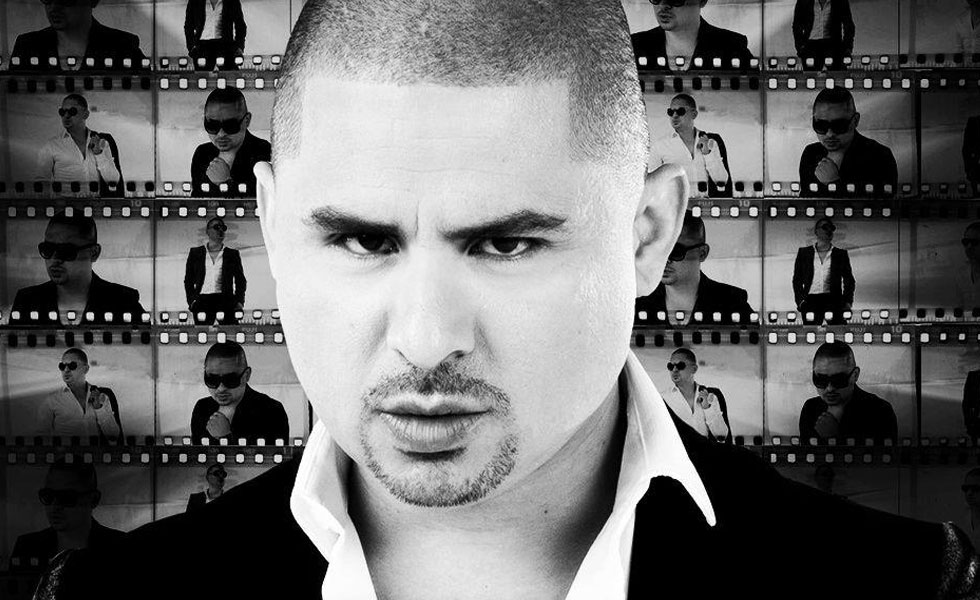 LARRY HERNáNDEZ. 