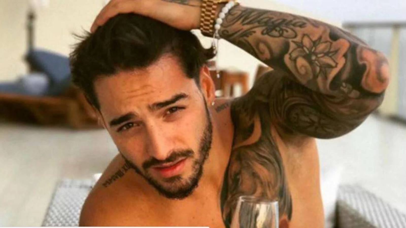 EL EXCÉNTRICO REGALO DE MALUMA EN NAVIDAD