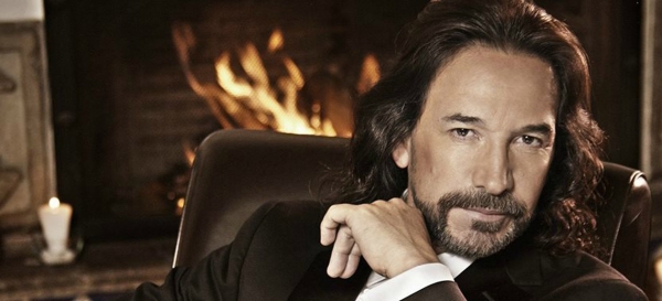 Marco Antonio Solís lanza libro autobiográfico