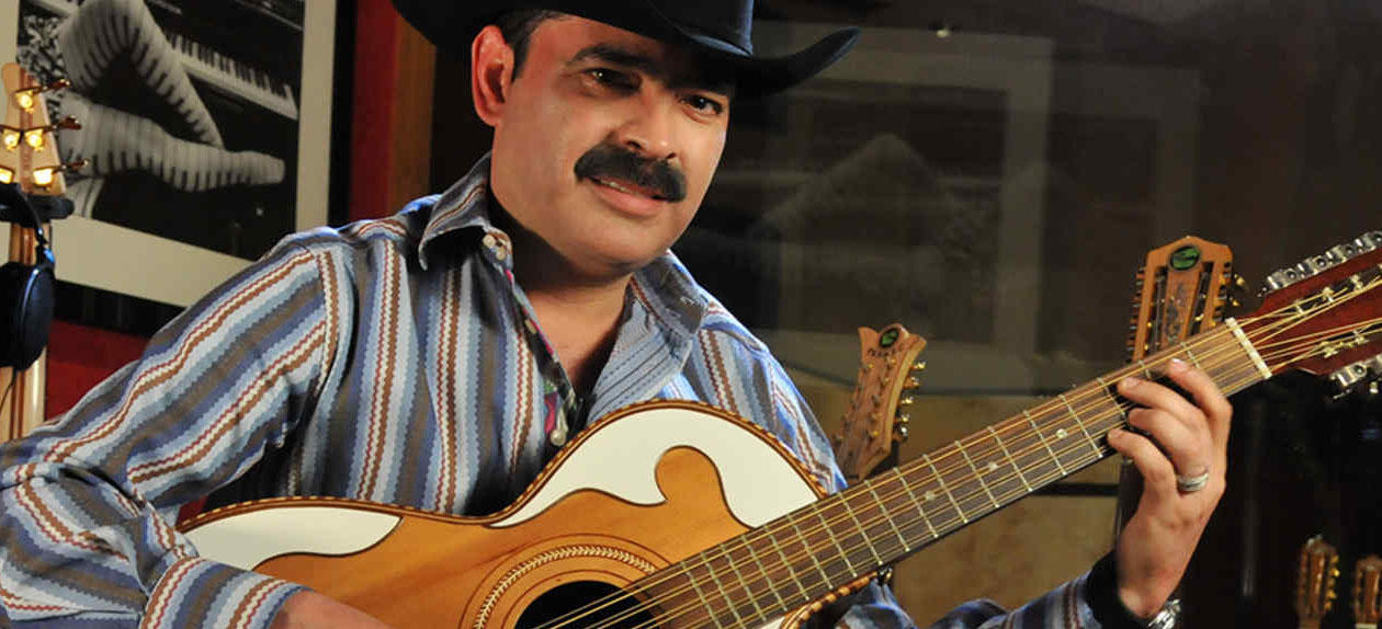 Mario Quintero agradecido con Banda El Recodo