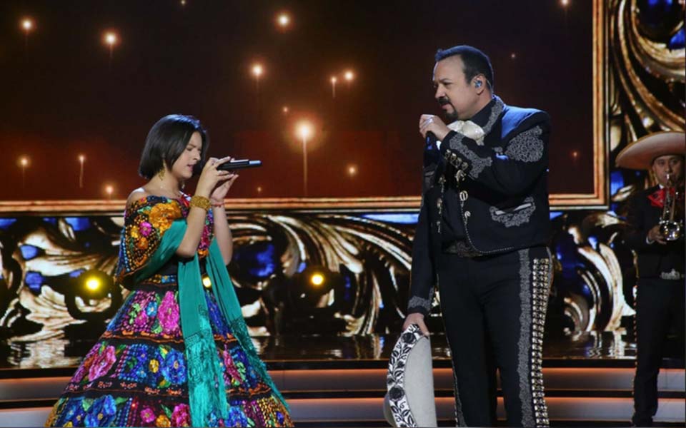 EL EMOTIVO MENSAJE DE PEPE AGUILAR A ÁNGELA