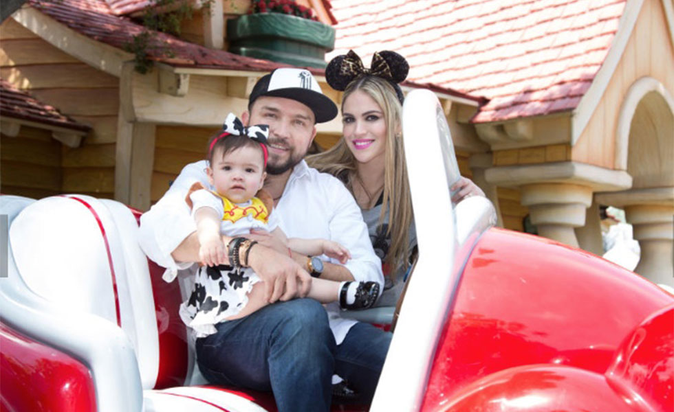 Poncho Lizárraga celebra el primer año de su hija