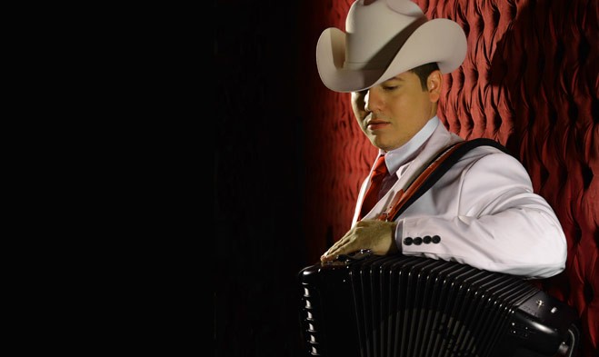 Vetan en Chihuahua a Remmy Valenzuela