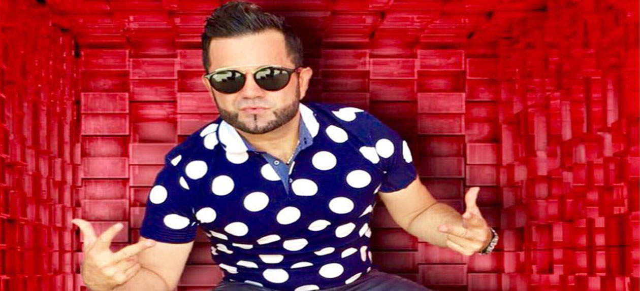 Roberto Jr regresa a la cumbia con “Me Chupo el Dedo”