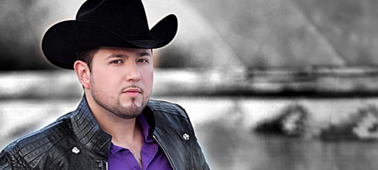 Roberto Tapia promociona su nuevo sencillo a nivel nacional