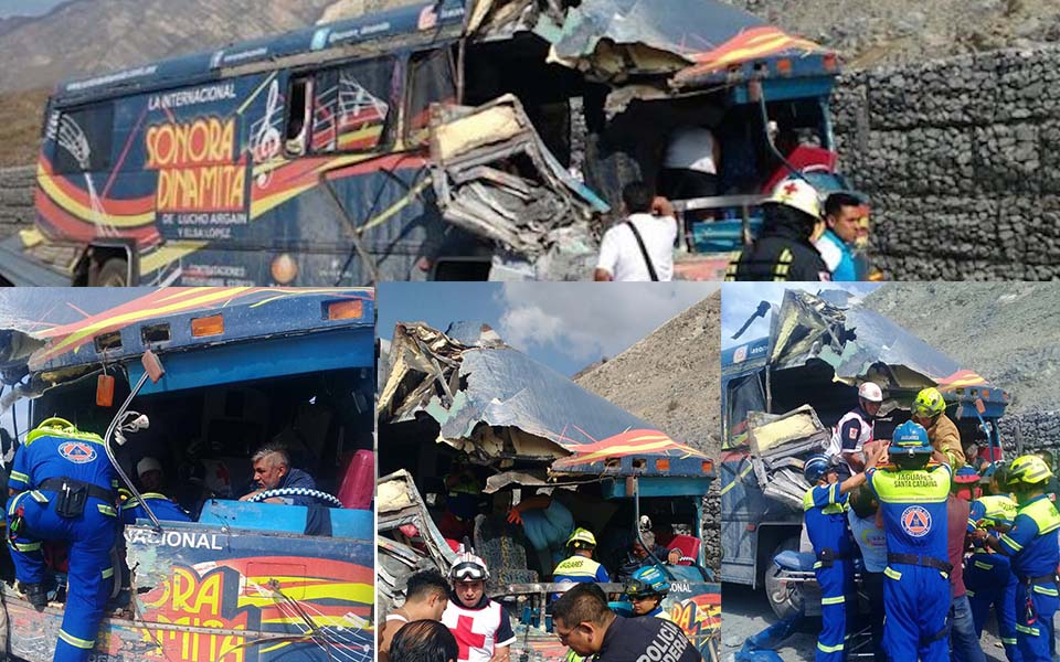 LA SONORA DINAMITA SUFRE FUERTE ACCIDENTE ANTES DE LLEGAR A MONTERREY