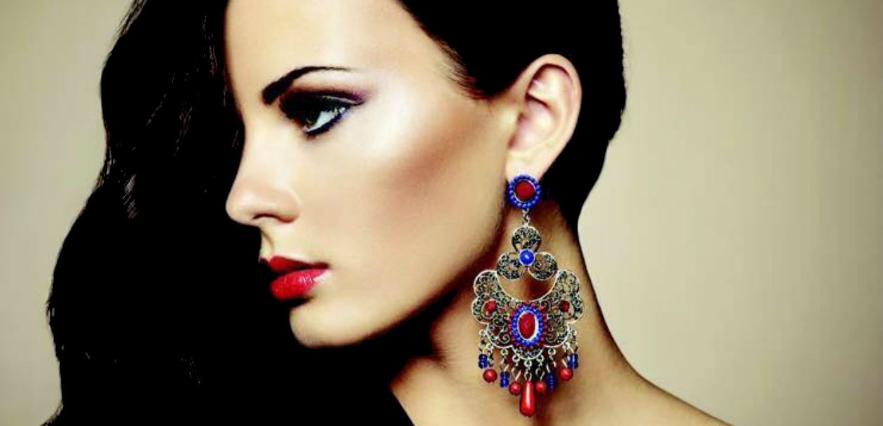Accesorizate Online, la tienda de la esposa de Poncho Lizárraga