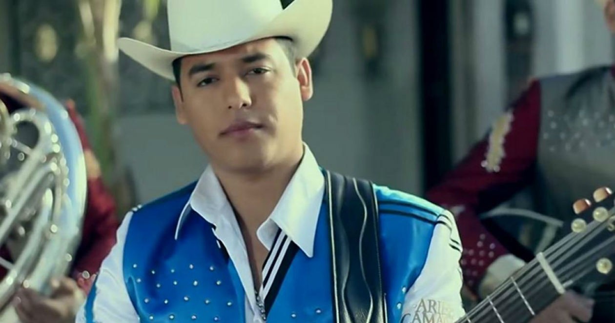 Mira el tributo a Ariel Camacho de Gerardo Ortíz, Régulo y más