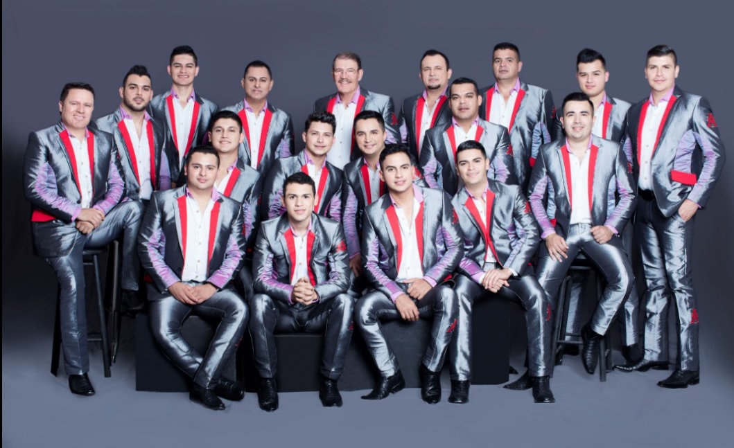 ¡Triunfa La Arrolladora en el Domo Care de Monterrey!