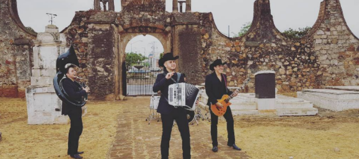 Calibre 50 graba nuevo video en Sinaloa