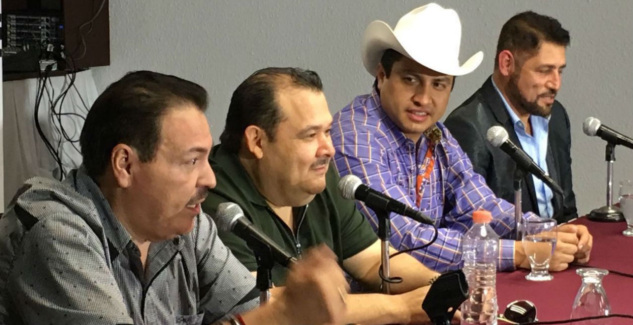 Julión Álvarez en mega concierto en Mazatlán