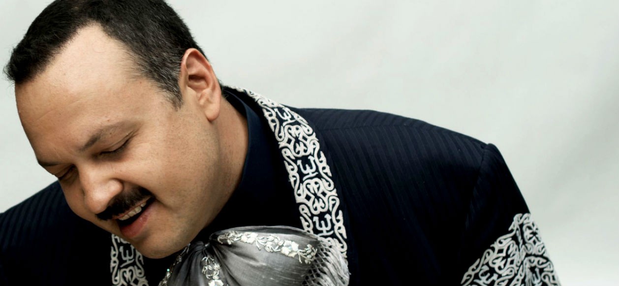 Pepe Aguilar concluye su gira 2015