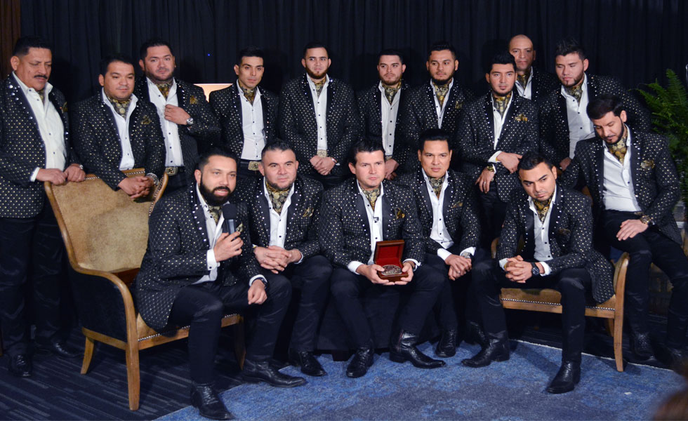 Banda El Recodo sigue rompiendo récords