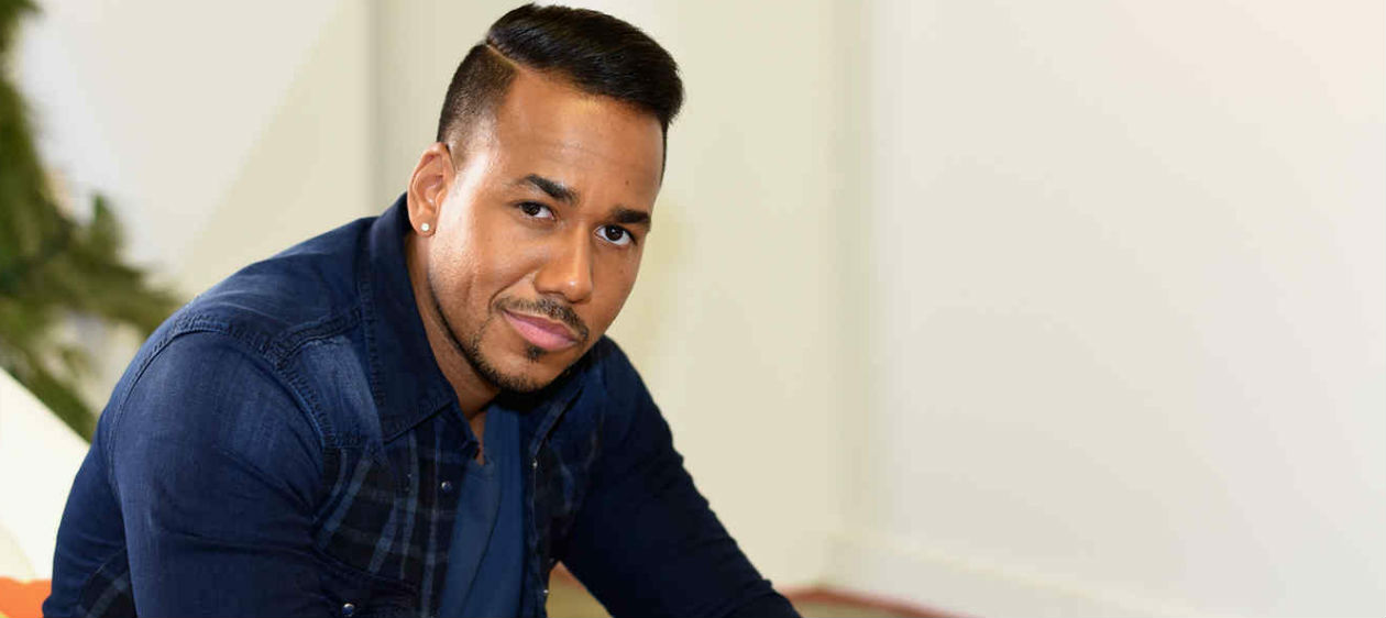 ROMEO SANTOS ES UN CONSENTIDO